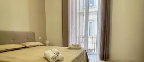 1 quarto, ferros/tábuas de passar roupa, Wi-Fi, roupa de cama