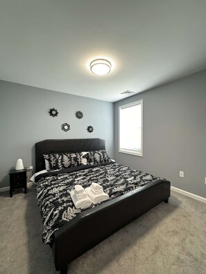 3 Schlafzimmer, Bügeleisen/Bügelbrett, WLAN, Bettwäsche