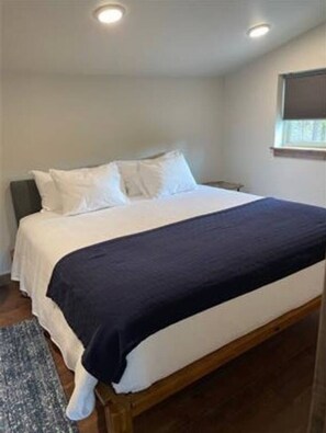 3 Schlafzimmer, Schreibtisch, Bügeleisen/Bügelbrett, kostenloses WLAN