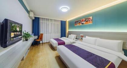 Changsheng Hotel