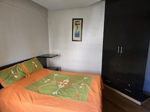 Apartment | 1 bedroom, iron/ironing board, free WiFi, bed sheets - Cozy Apartment Oasis in San Dionisio (Parañaque)