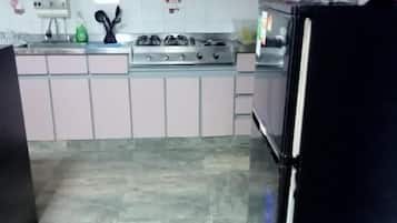 Fridge, microwave