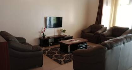 Kigali Luxe Apartment - Spacious 5 Bedrooms
