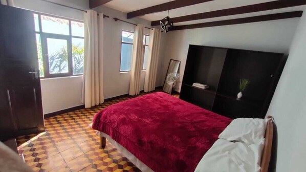 2 bedrooms, WiFi, bed sheets