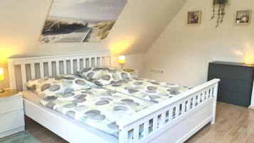 4 bedrooms, free WiFi