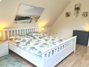 4 bedrooms, free WiFi