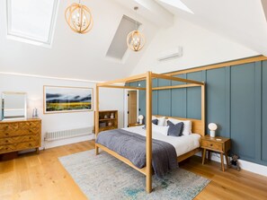 4 Schlafzimmer, Bügeleisen/Bügelbrett, kostenloses WLAN, Bettwäsche