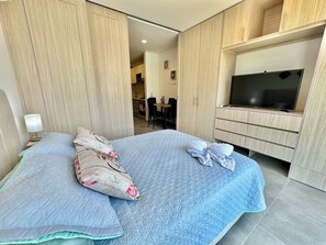 1 bedroom, WiFi, bed sheets - AR Rentals - Apartamento 721, Salguero Suites (Gaira)
