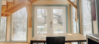 Alpine Oasis – Your Perfect La Veta Getaway -In the heart of downtown La Veta
