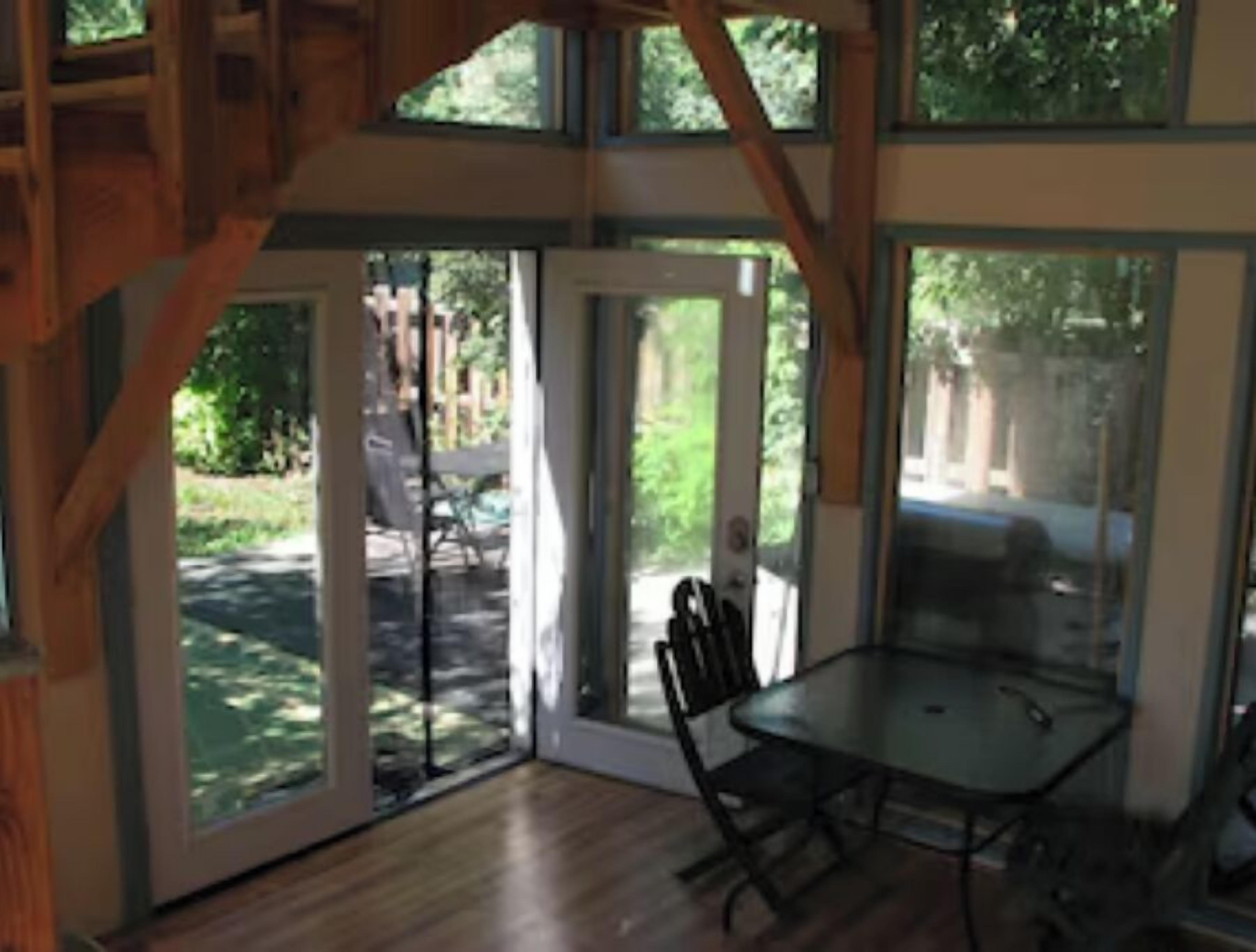 Historic Parkside apartment in the heart of La Veta, CO