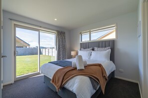 3 Schlafzimmer, Bügeleisen/Bügelbrett, WLAN, Bettwäsche