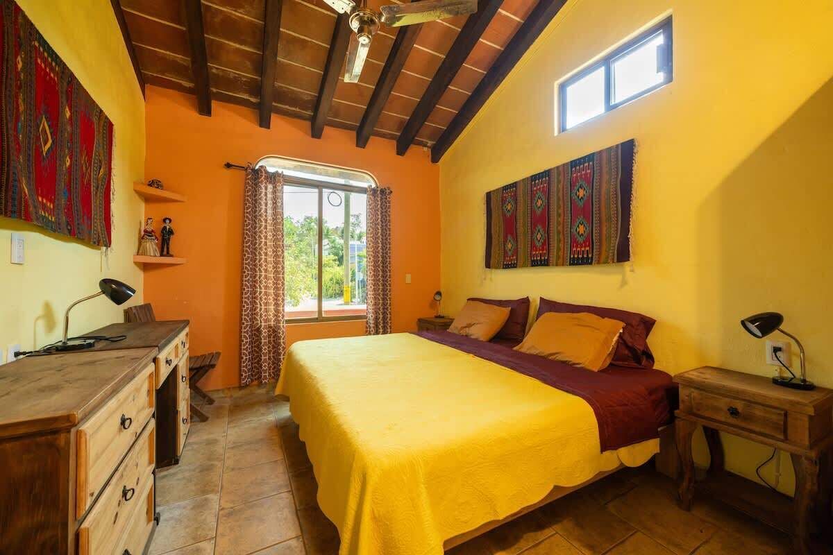 2 chambres, bureau, Wi-Fi gratuit, draps fournis