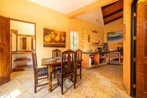 Dining - Casa Happy Sol - Atun: Balcony & Pool, Beach Vibes (San Francisco)