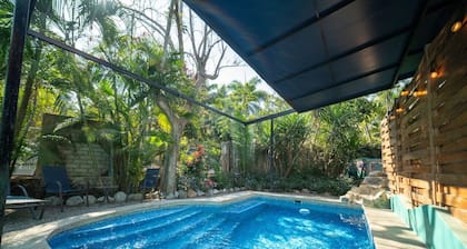 Casa Happy Sol - Boa: Pool, Beach Vibes, & Nature!