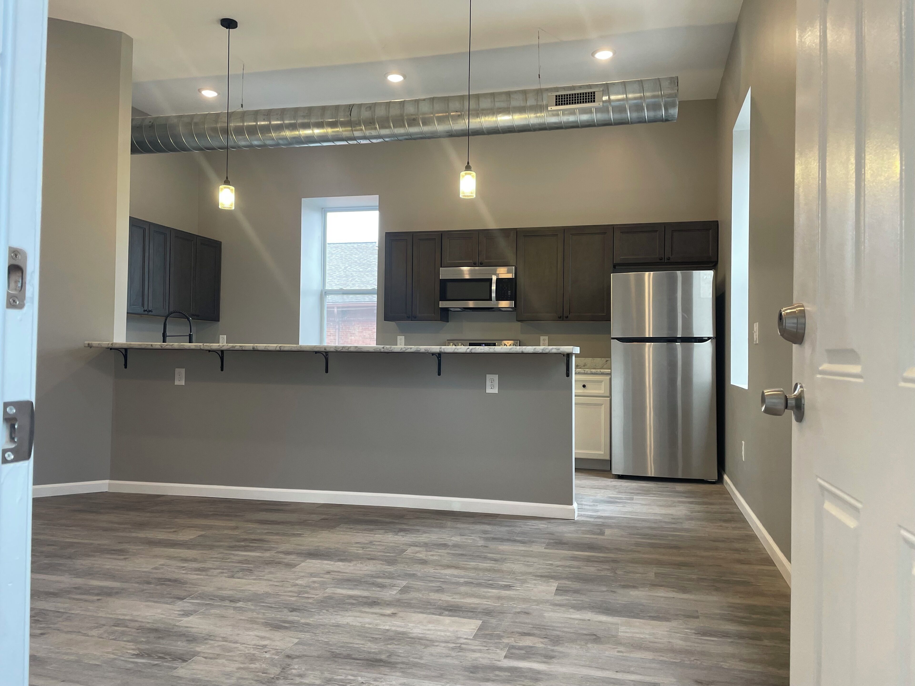 Charming 2-bedroom apartment in Millstadt with WiFi and AC