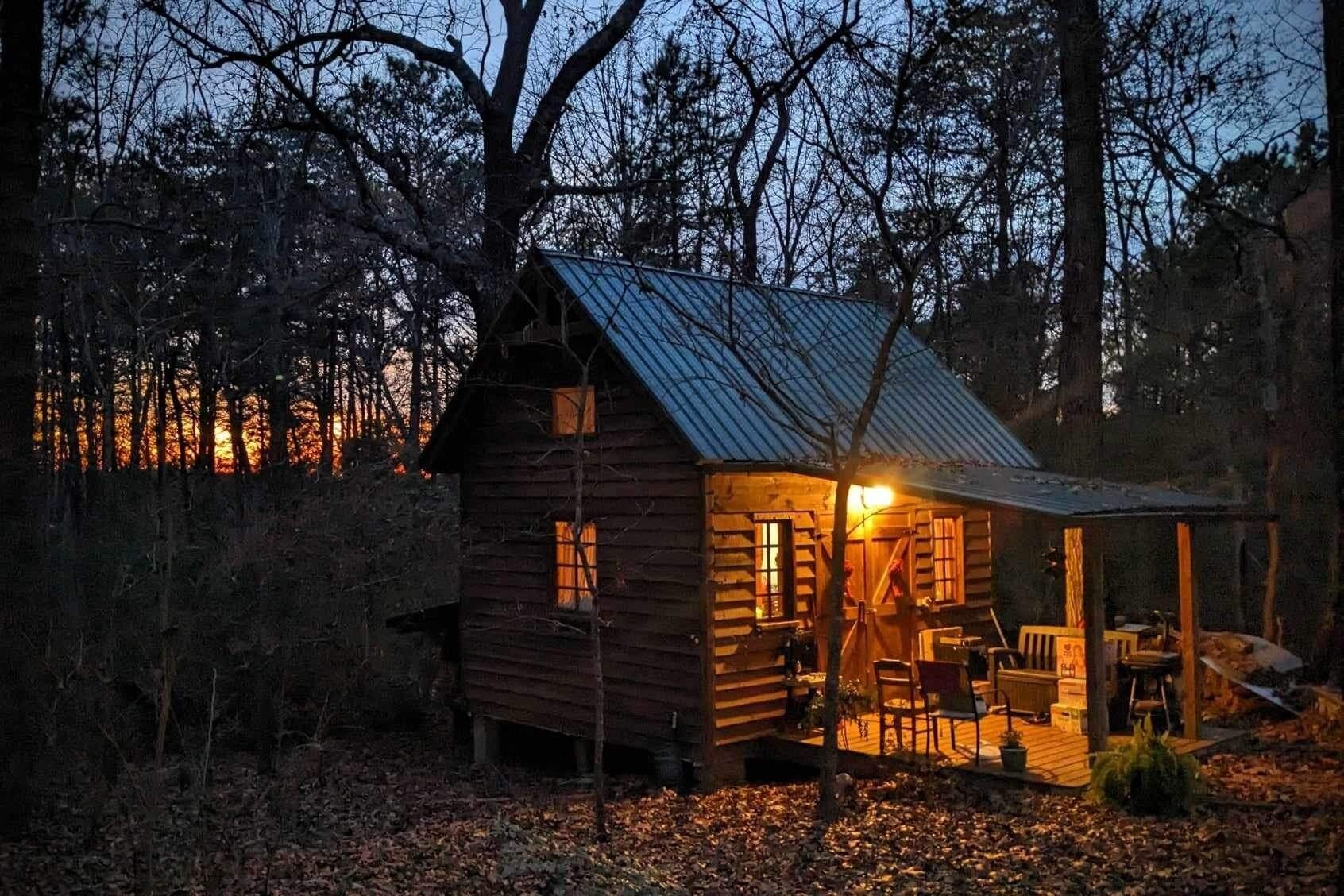 Cozy cabin near Clemson, Duke Energy and Lakes Hartwell and Keowee 