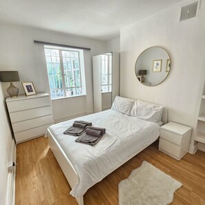 2 Schlafzimmer, Bügeleisen/Bügelbrett, WLAN