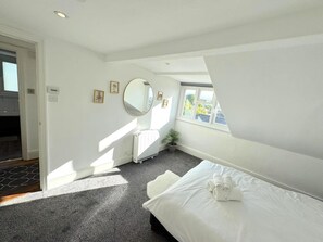 2 chambres, fer et planche à repasser, Wi-Fi gratuit