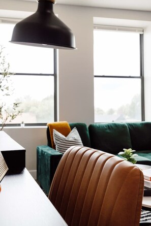 Interior - 1Bed/1Bath Brand New - Minutes to DT & Hospitals (Cleveland)