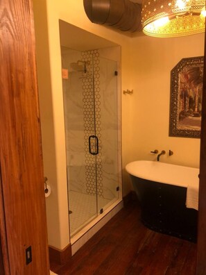 Hair dryer, towels