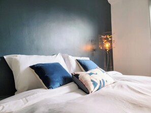 2 Schlafzimmer, Schreibtisch, Bügeleisen/Bügelbrett, kostenloses WLAN