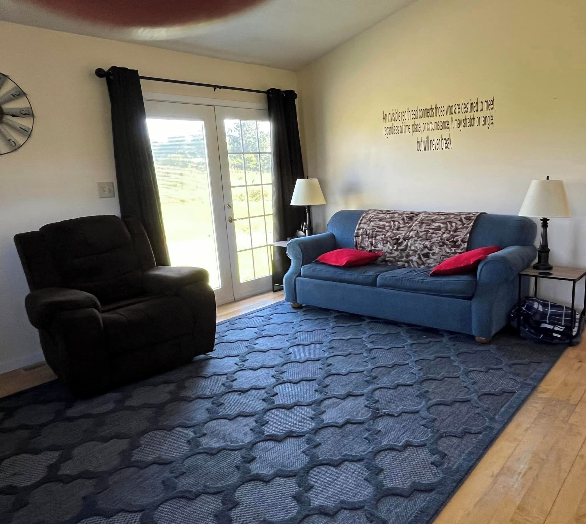 Charming 2-bedroom cottage with WiFi, AC in peaceful Middlebury