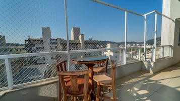 Comfort appartement | Buiten dineren