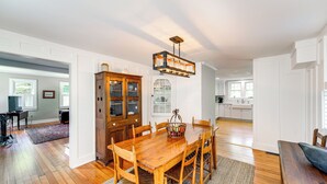 Unclassified image, 4 of 25, button - 2 Mi to Dtwn: 2-Acre Retreat w/ Large Yard! (Madison)