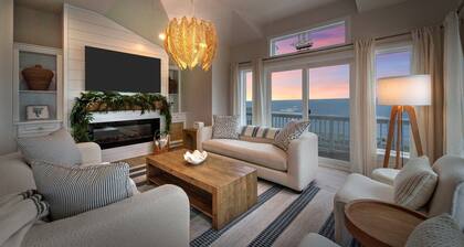 Oceanfront- walk to beach w/pool, hot tub and wrap around deck