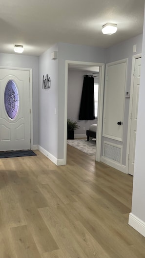 2 Schlafzimmer, Schreibtisch, kostenloses WLAN, Bettwäsche