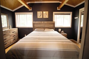3 habitaciones, escritorio, wifi gratis y ropa de cama 