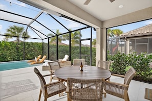 Outdoor dining