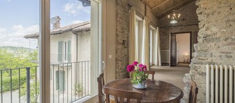 Apartment in Monforte D'alba with 1 bedrooms sleeps 4