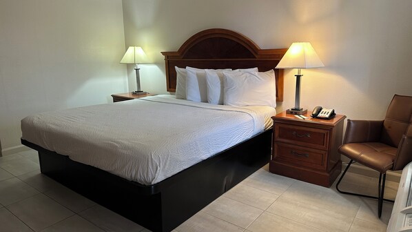 Lydisolert, strykejern/-brett og rullestolvennlig