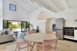 Interior - Villa Brosse with private pool (Kralendijk)