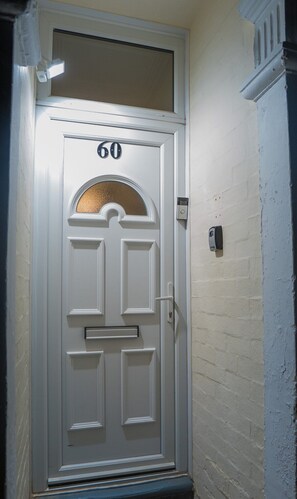 Exterior detail - The Private Villa, Northampton Centre, Sleeps 12

 (Northamptonshire)