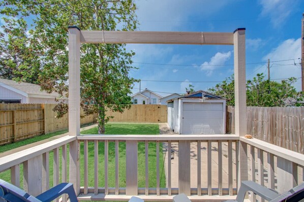 المنطقة المحيطة بالمنشأة