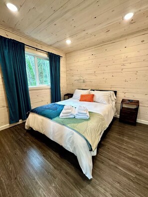 1 chambre, fer et planche à repasser, Wi-Fi, draps fournis