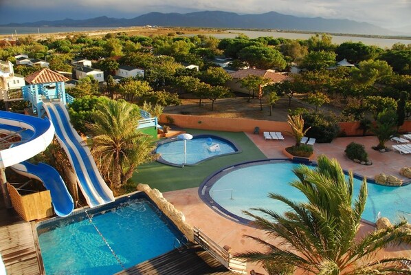 Indoor pool, outdoor pool - Casaluca Mobil Home Extra Confort 8 Couchages (Canet-en-Roussillon)