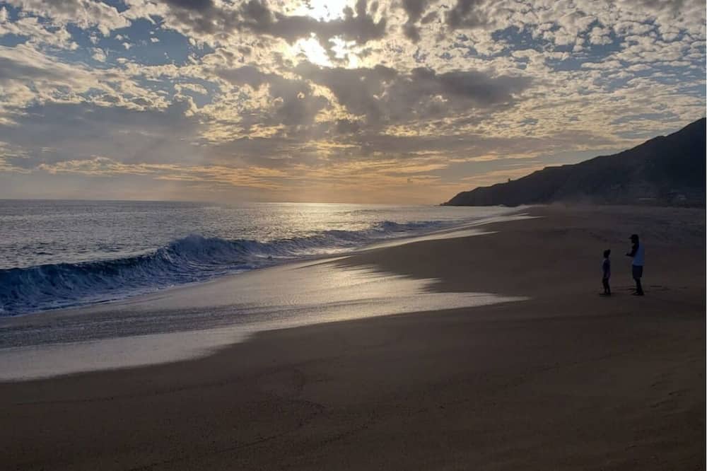 Ventura Beach 1 - Pierpont Bay, CA