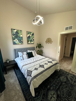 2 bedrooms, desk, iron/ironing board, travel cot