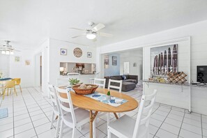 Exterior - Sand Dollar Cottage (Sarasota)
