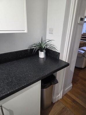 Interior - Spacious, clean & comfy 3 bed semi-detached house, (Reading)