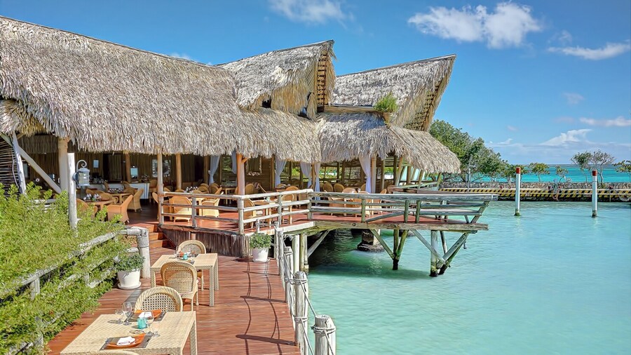 New Lake Front Villa in Golf and Beach Resort