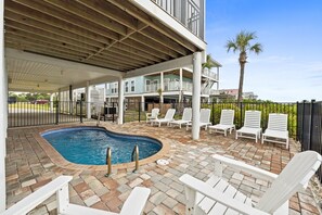 Pool - Amelia - Gulf front, St. George Island, FL (St. George Island)