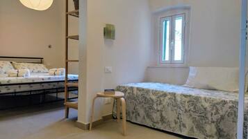 1 chambre, bureau, fer et planche Ă repasser, Wi-Fi