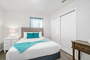 2 bedrooms, WiFi, bed sheets