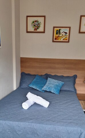 1 chambre, rideaux occultants, fer et planche à repasser, Wi-Fi gratuit