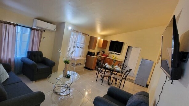 Living area - Peaceful Cozy Place (Montego Bay)
