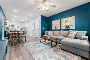 スマートテレビ、テーブルサッカー台